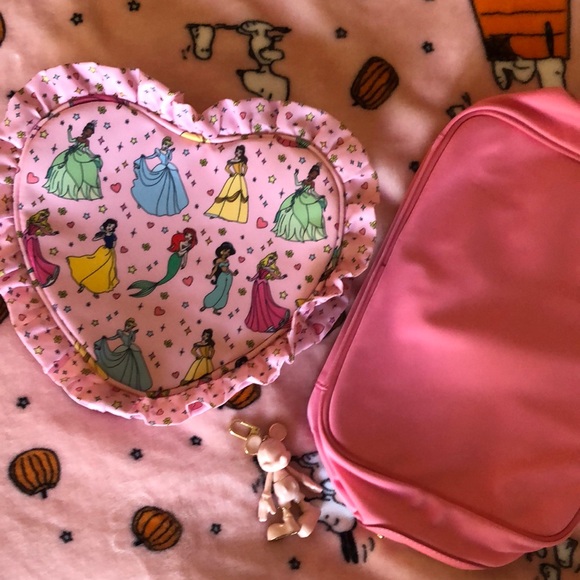 Large pouch in guava - Picture 2 of 6